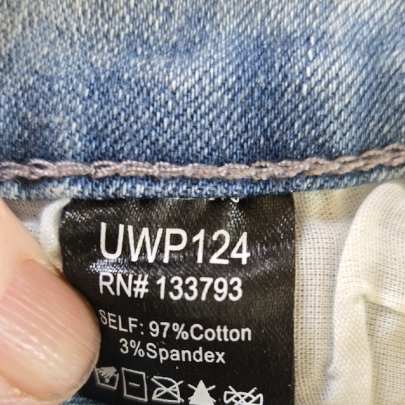 P110 NWT POL Flare Stretch Denim Twill Vintage Wash Pockets Raw Hem Sm Md Lg - Picture 13 of 14